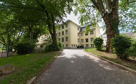 Lunas Appartements in der alten Schule Essen